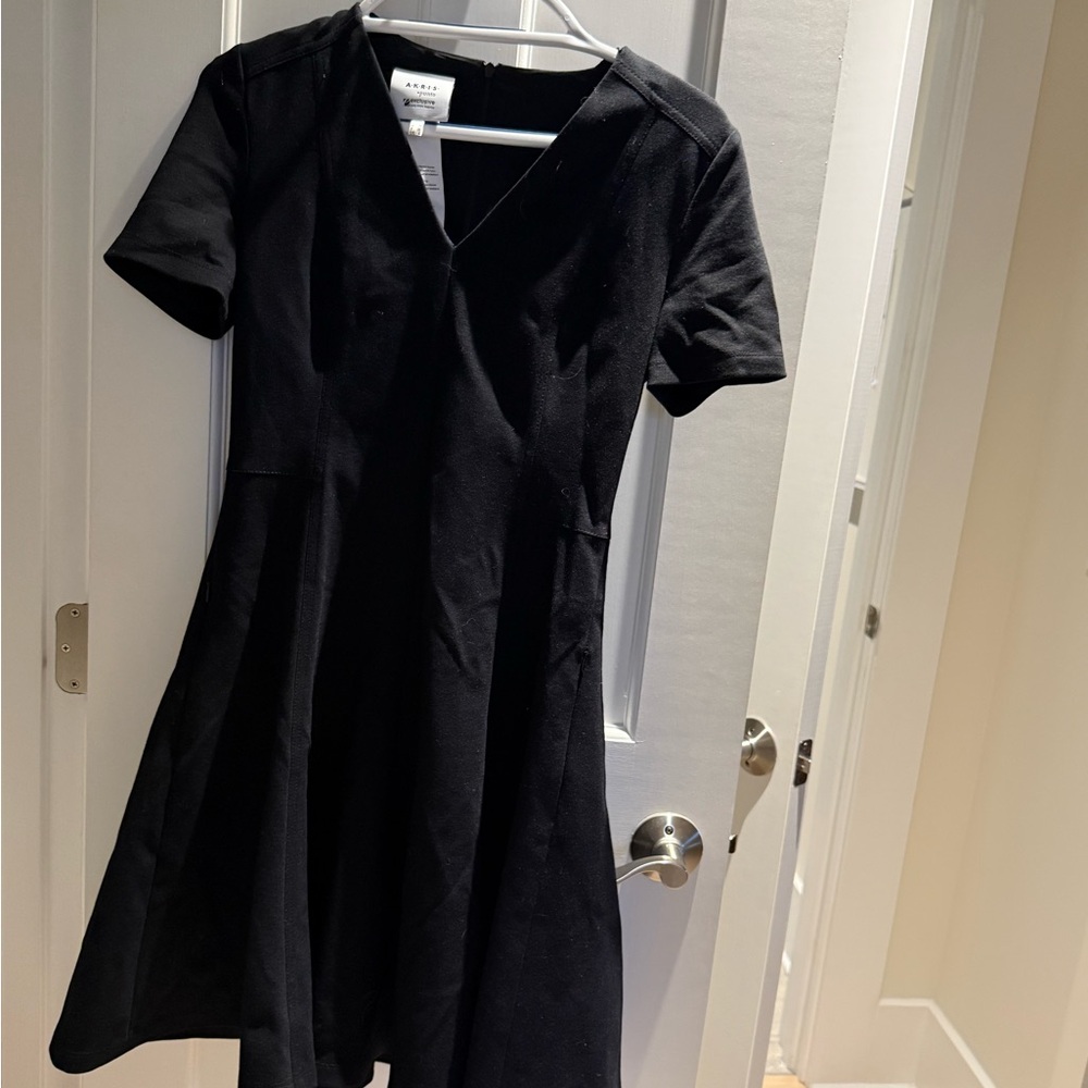 Elegant Black Short Sleeve Dress